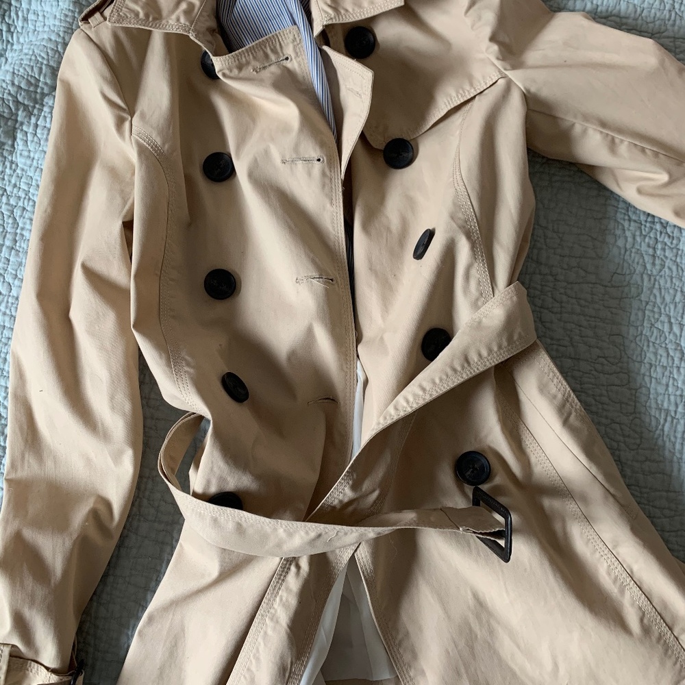 Stradivarius tan trench coat size S